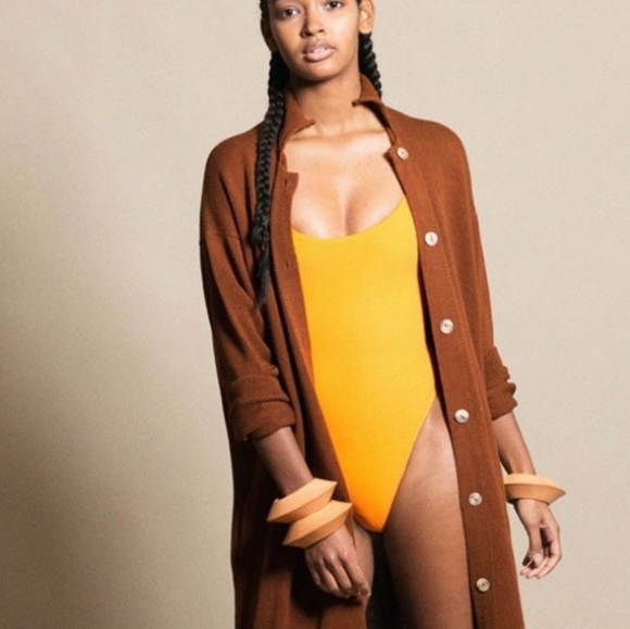 Lauren Manoogian Lauren Manoogian Lauren Manoogian Lauren Manoogian - Picture 4 of 14